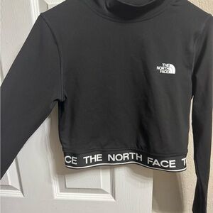 The North Face Black Women's Crewneck Pullover with Red Hangtag